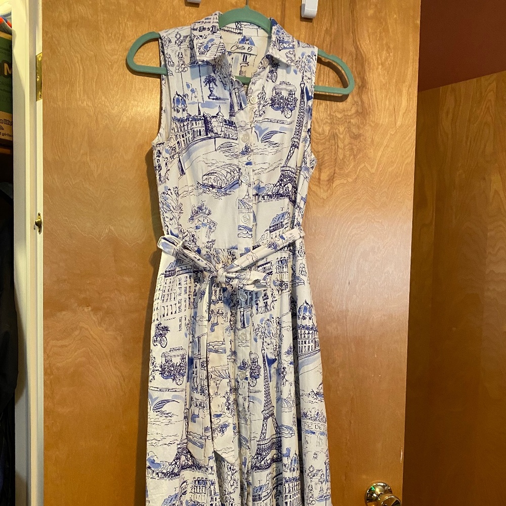 Like-New Chetta B White & Blue Button-Up Midi Dress w/Parisian Print